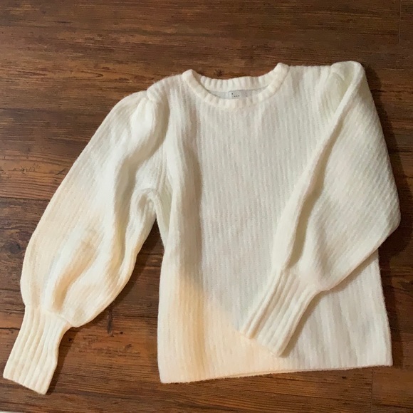 A New Day Balloon Sleeve Sweater - Picture 1 of 2